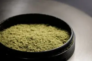 how to vape kief with handheld vaporizer
